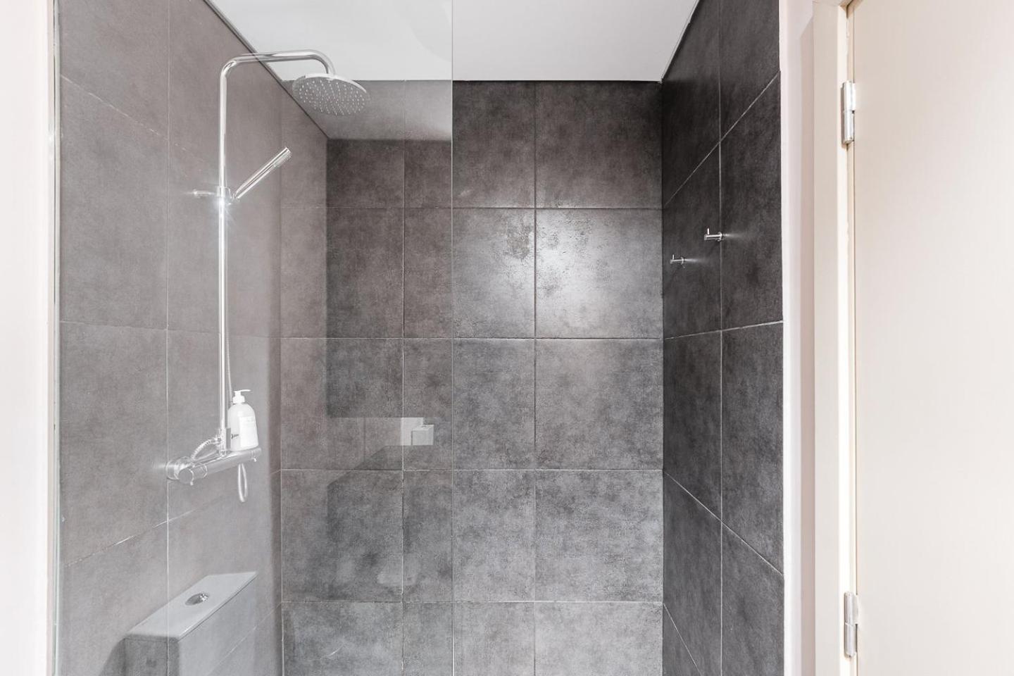 Guestready - Quental Wallpaper Near Marques Square Porto Exterior photo